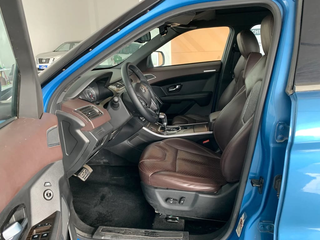 Landwind X7 used suv for Nigeria market