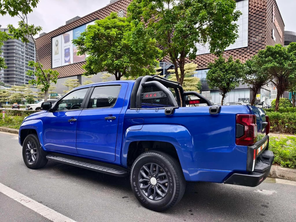 JMC Yuhu 7 used pickup for Nigeria market