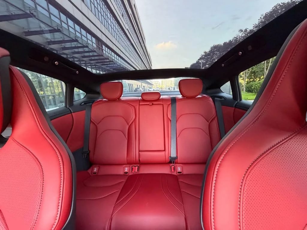 Xiaomi SU7 used suv for Nigeria market