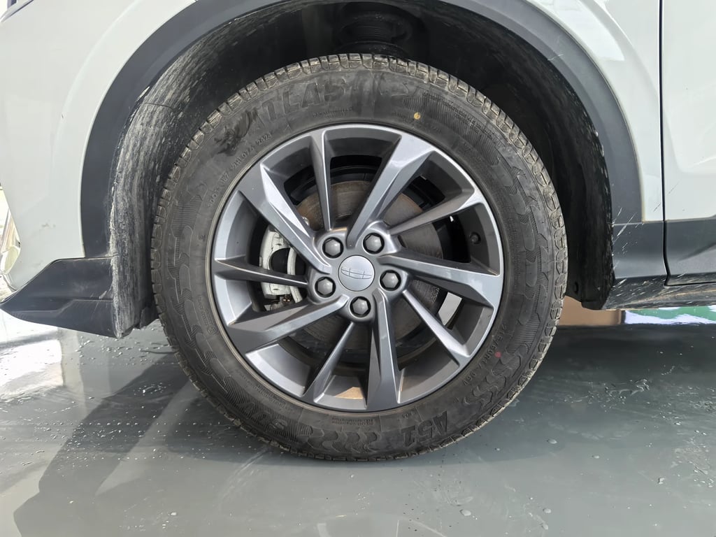 Geely Coolray used suv for Nigeria market