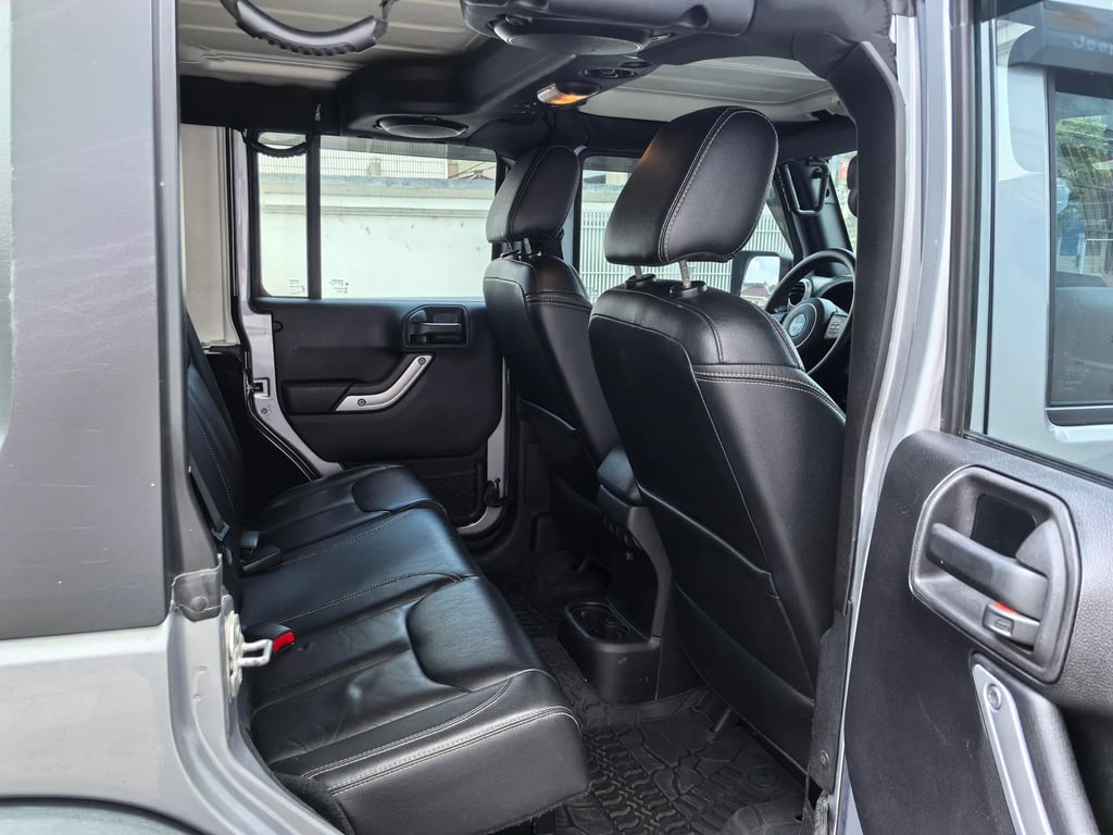 Jeep Wrangler used suv for Nigeria market