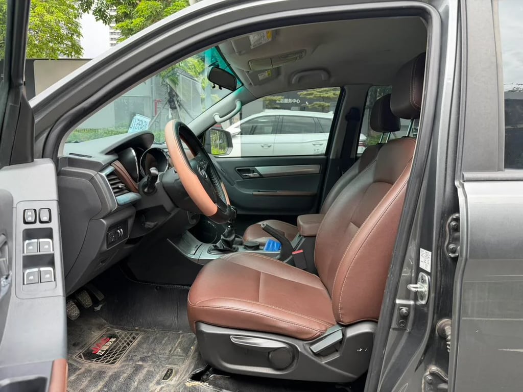 JAC T8 used suv for Nigeria market