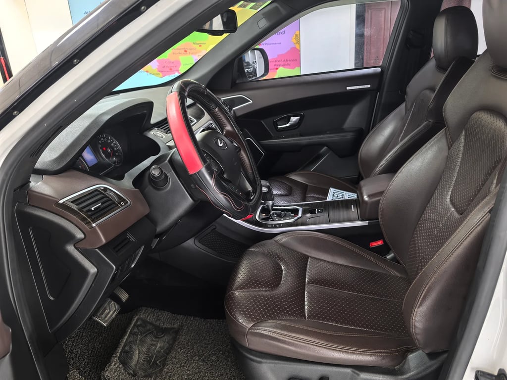 Landwind X7 used suv for Nigeria market