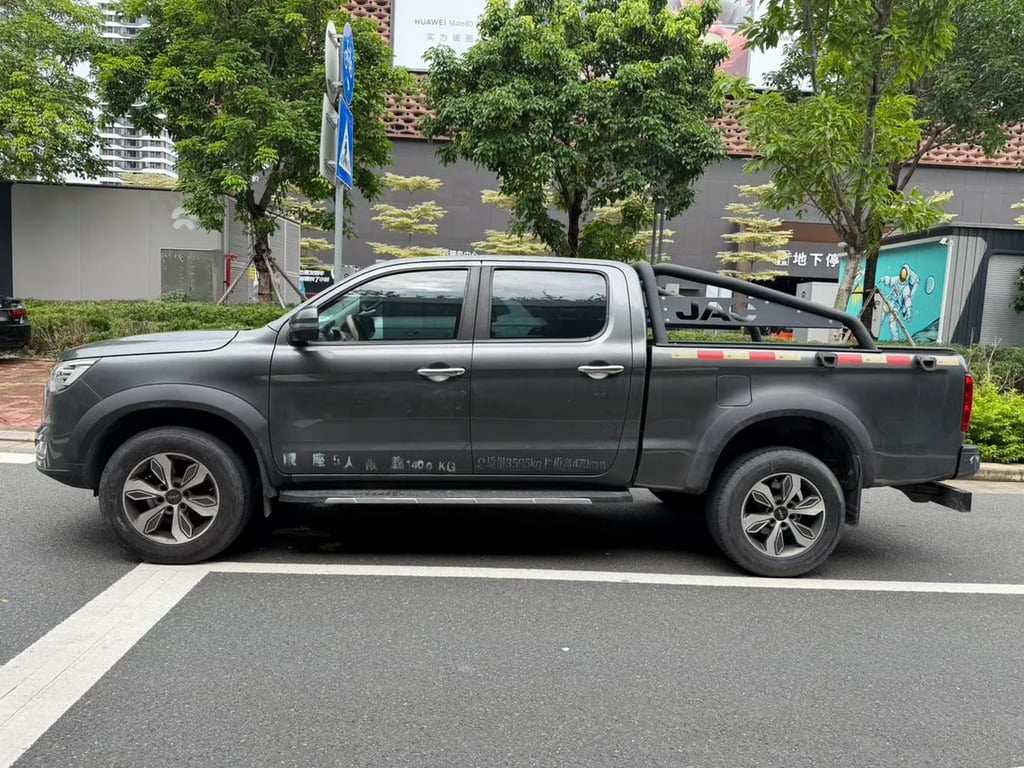 JAC T8 used suv for Nigeria market