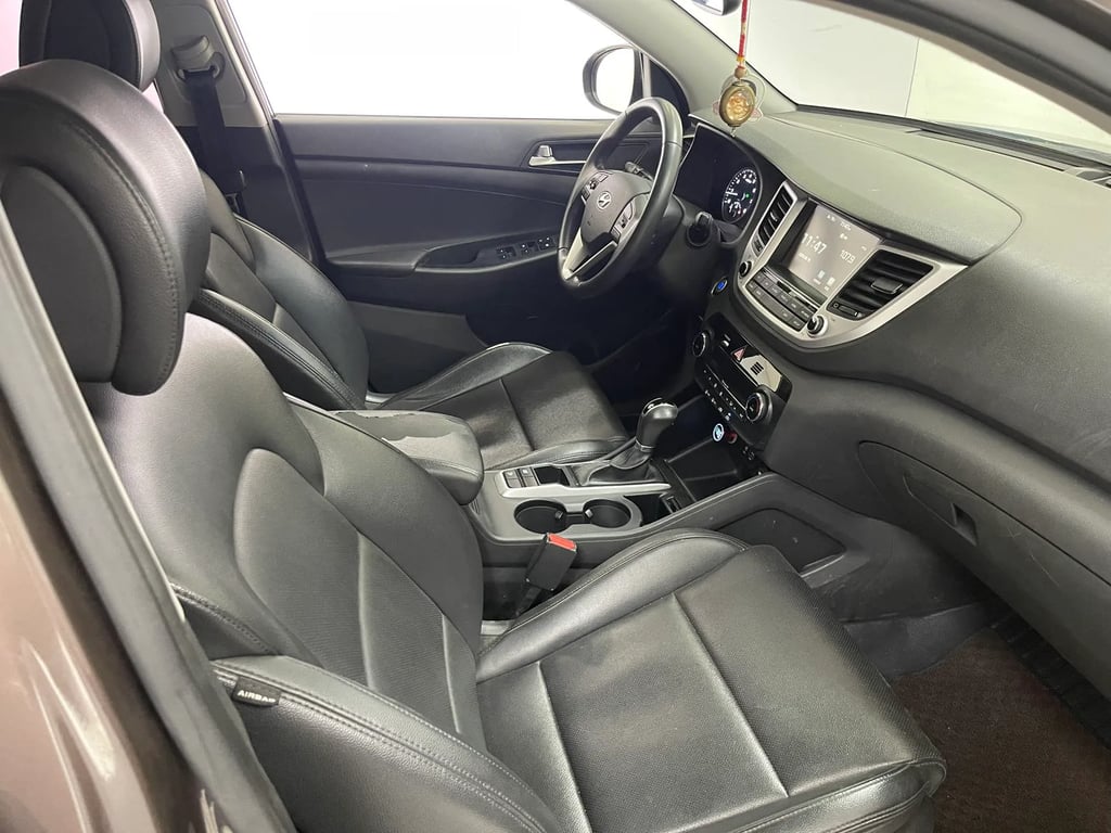 Hyundai Tucson used suv for Nigeria market