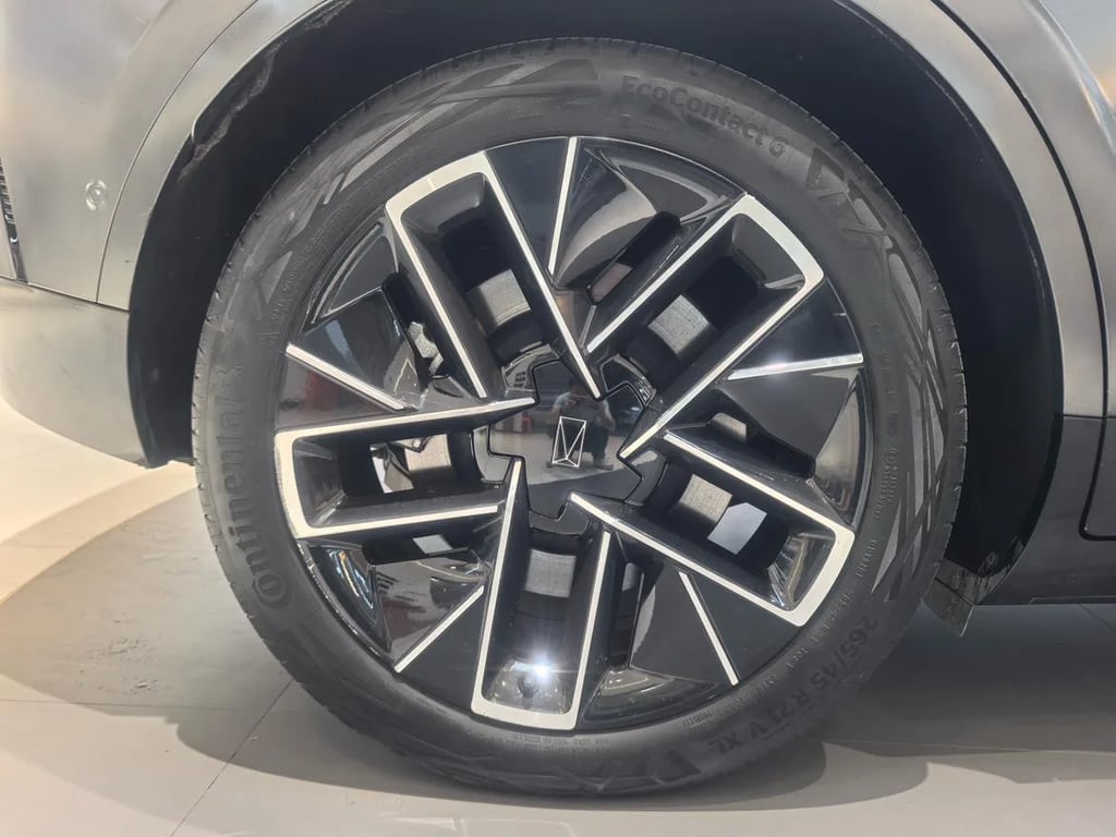 AVATR AVATR 11 used suv for Nigeria market