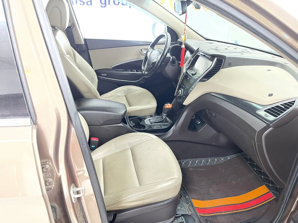 Hyundai Santa Fe used suv for Nigeria market
