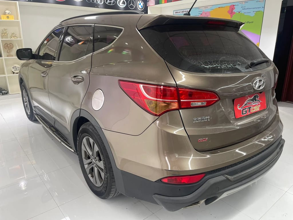 Hyundai Santa Fe used suv for Nigeria market